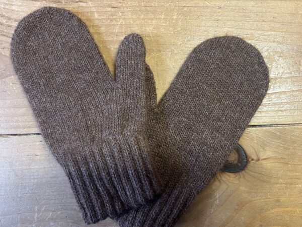 Alpaca Mittens - Image 3